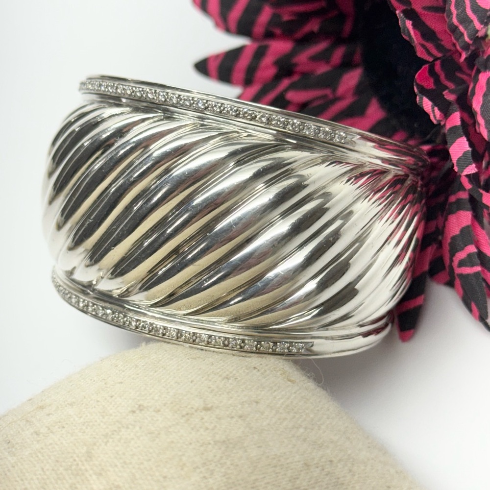 David Yurman Thoroughbred Wide Diamond Cable Cuff Bracelet .925 - Picture 4 of 14